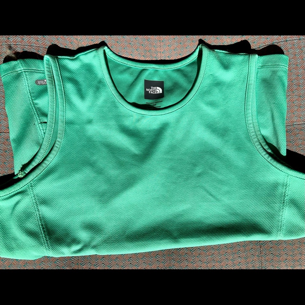North face flight series tank